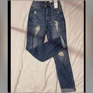Hollister Ultra High-rise mom jeans.